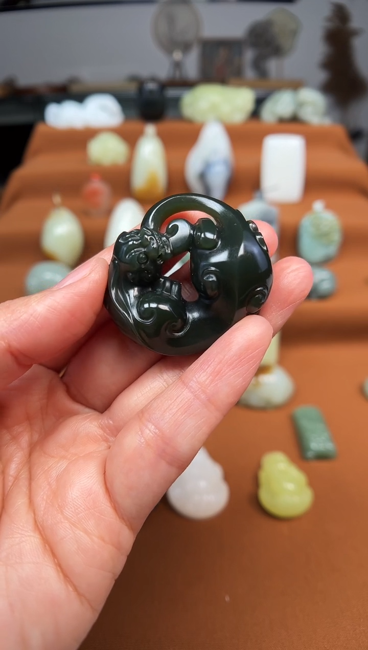 颈饰未镶嵌和田玉凡*螭龙