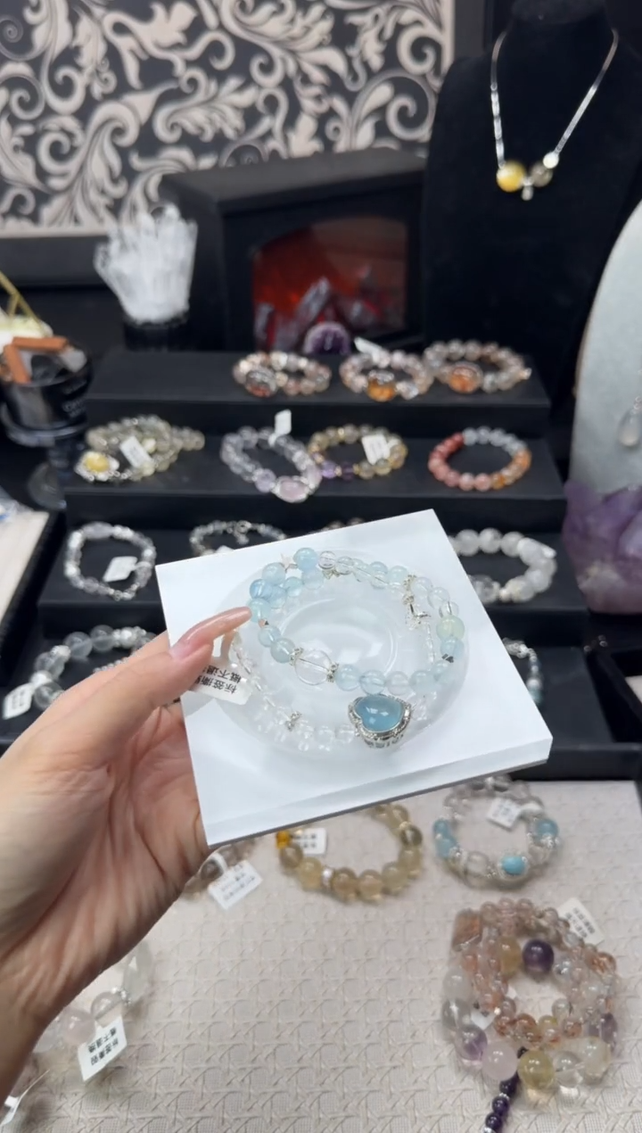 水晶手链未镶嵌A****女天然水晶 多样性发其一