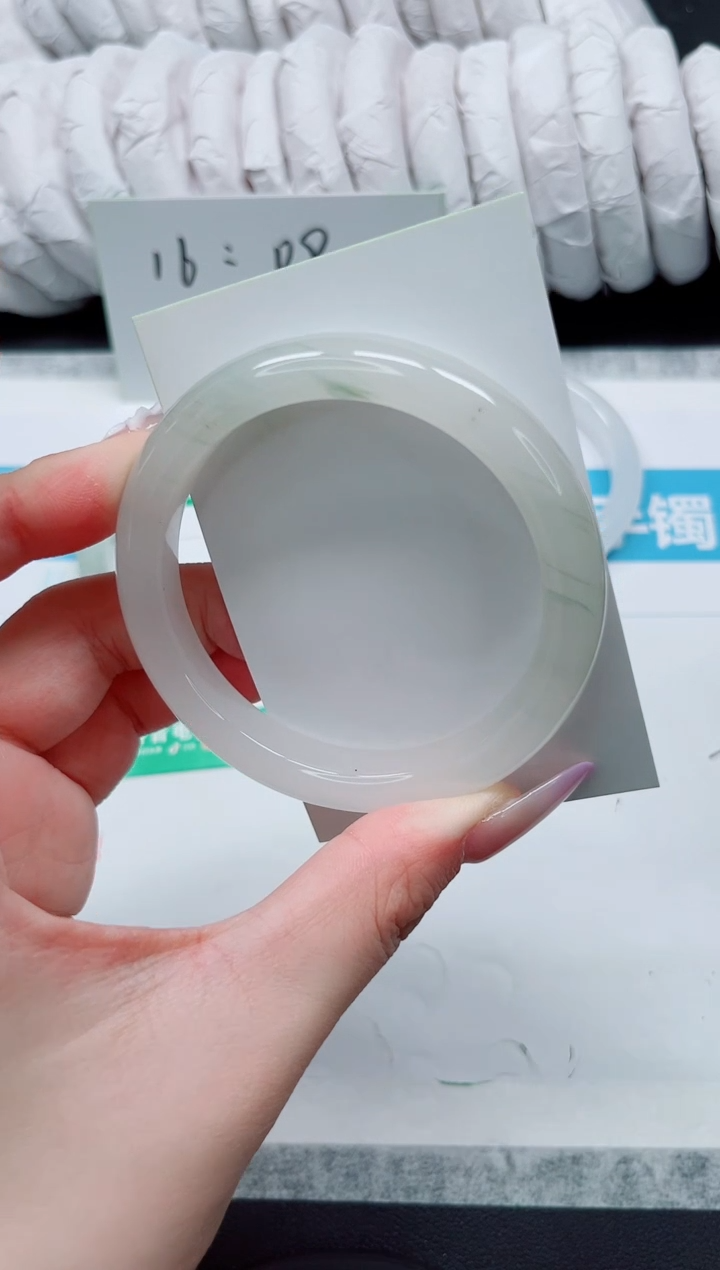 石英质玉手镯未镶嵌24-58