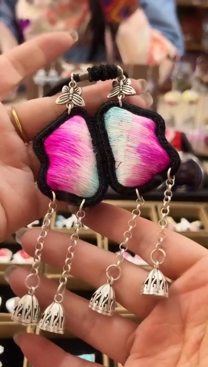 【闪购商品】织绣民族风老绣饰品160