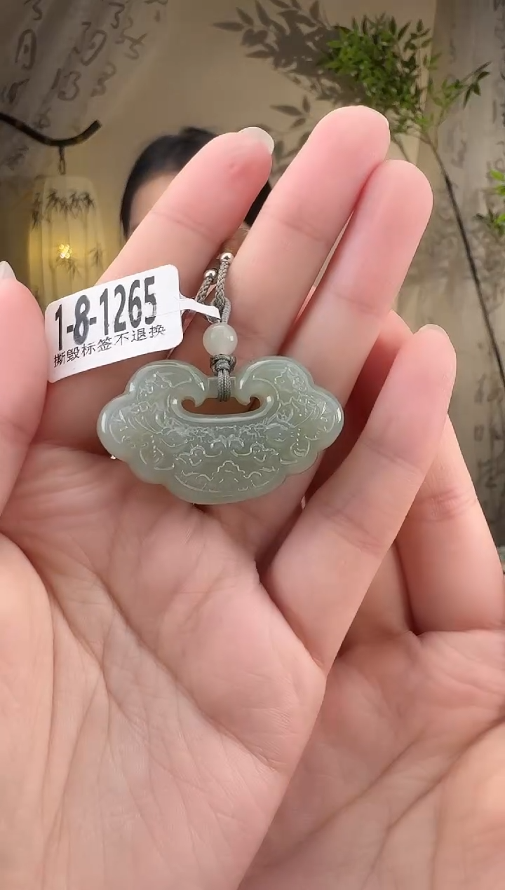 和田玉未镶嵌颈饰锁  1265