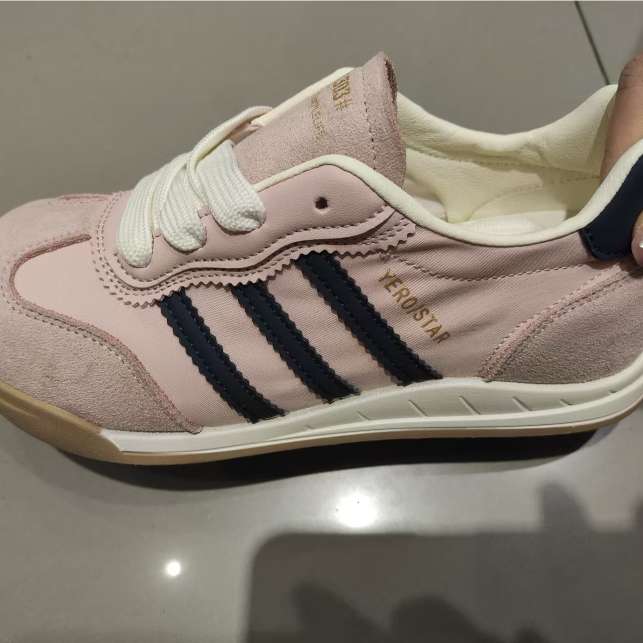 经典女鞋板鞋运动鞋时尚休闲鞋德训鞋透气舒适单鞋百搭夏季