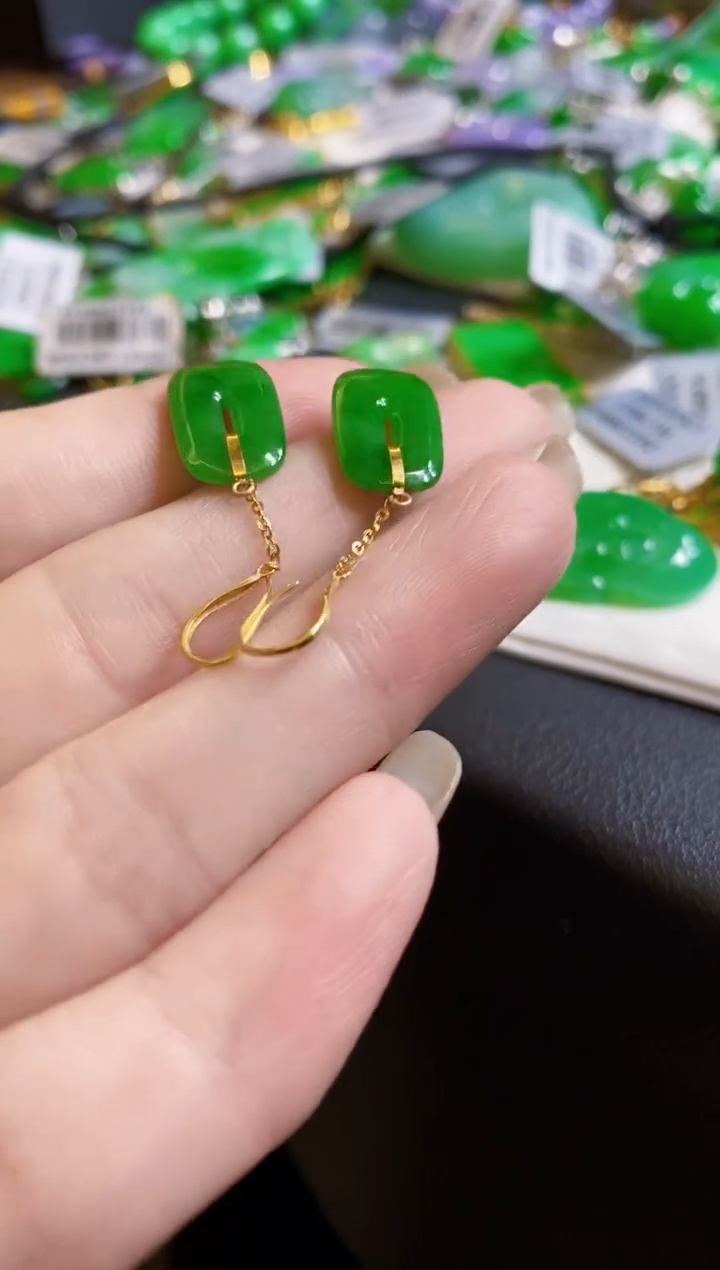 【闪购商品】定制翡翠18K金镶嵌耳