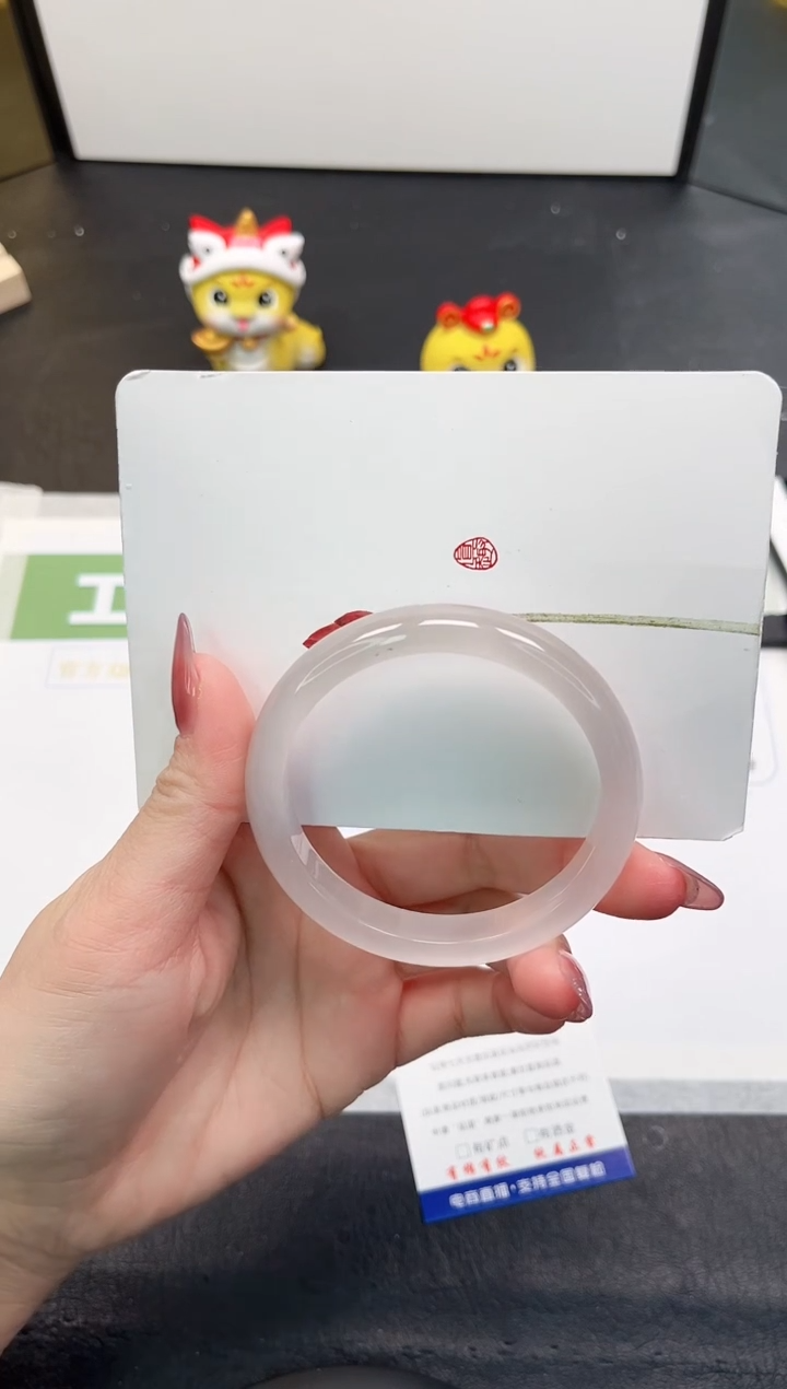 【闪购商品】石英质玉手镯未镶嵌19-54