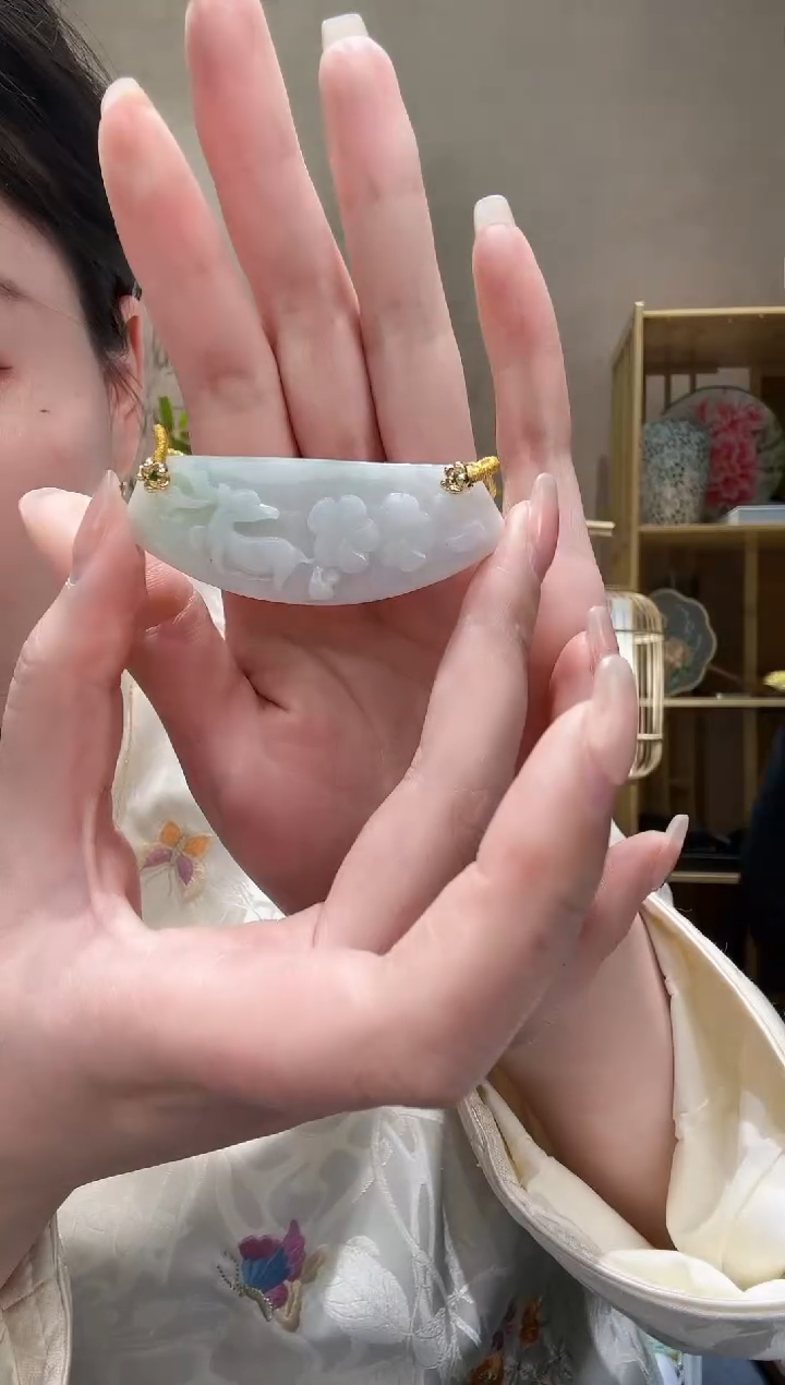 【闪购商品】翡翠颈饰未镶嵌吊坠