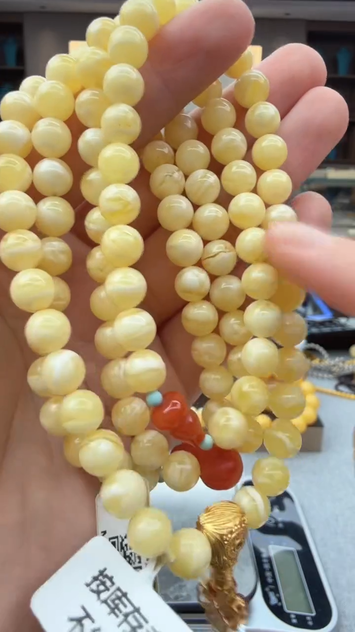 未镶嵌颈饰琥珀129秒拍号