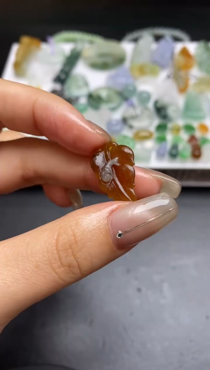 【闪购商品】定制翡翠未镶嵌翡翠毛货~