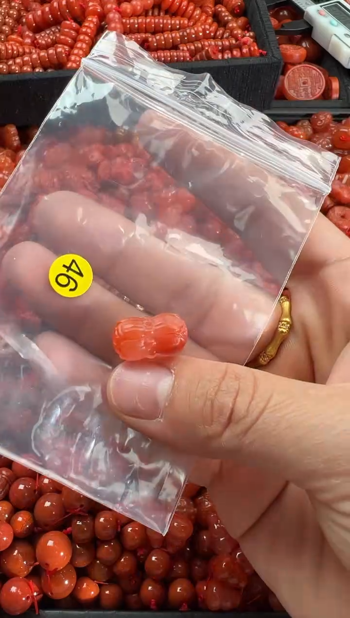 【闪购商品】南红玛瑙颈饰未镶嵌1