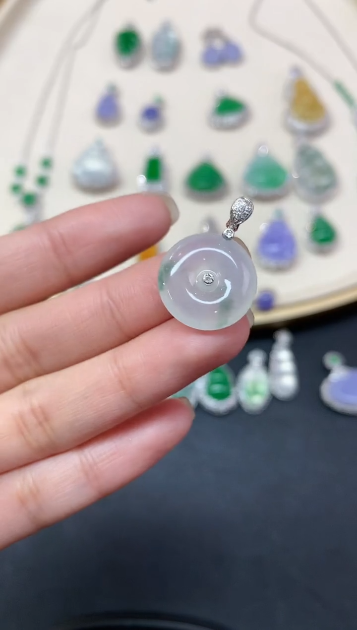 【闪购商品】翡翠吊坠(不含链)18K金镶嵌吊坠A358|1800