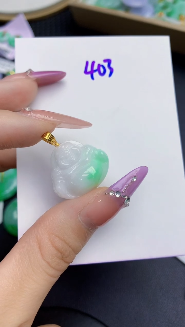 翡翠未镶嵌颈饰缅甸天然翡翠A货