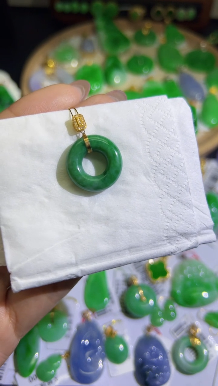 【闪购商品】翡翠颈饰18K金镶嵌Q缅料A货翡翠/支持复检/一件