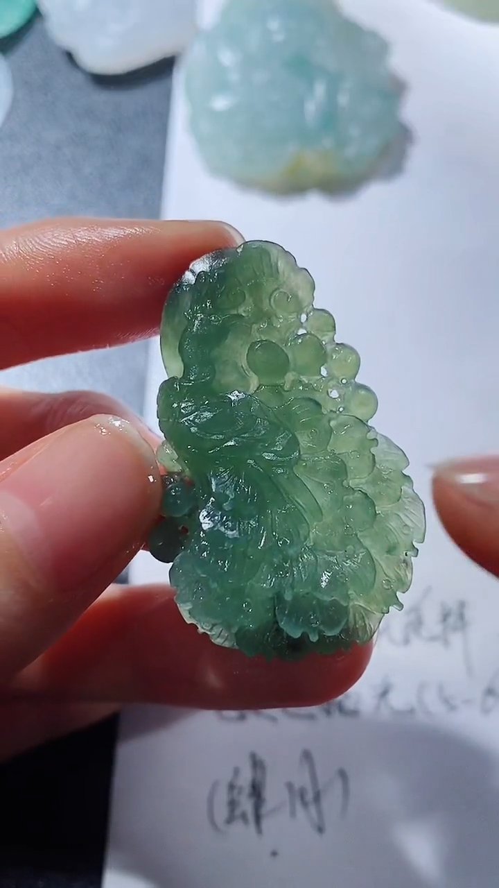 未镶嵌定制翡翠23123158132123