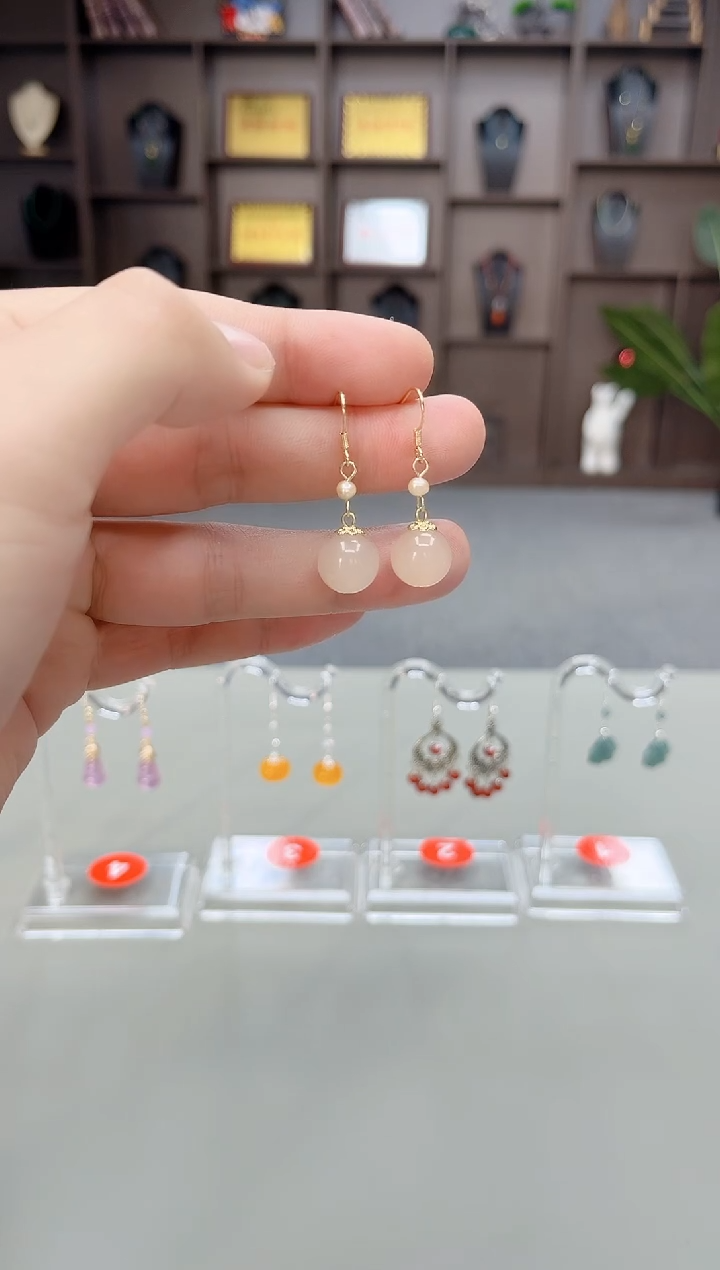 未镶嵌耳钉玛瑙/玉髓218