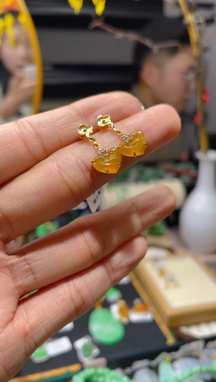 【闪购商品】翡翠颈饰18K金镶嵌假一赔三