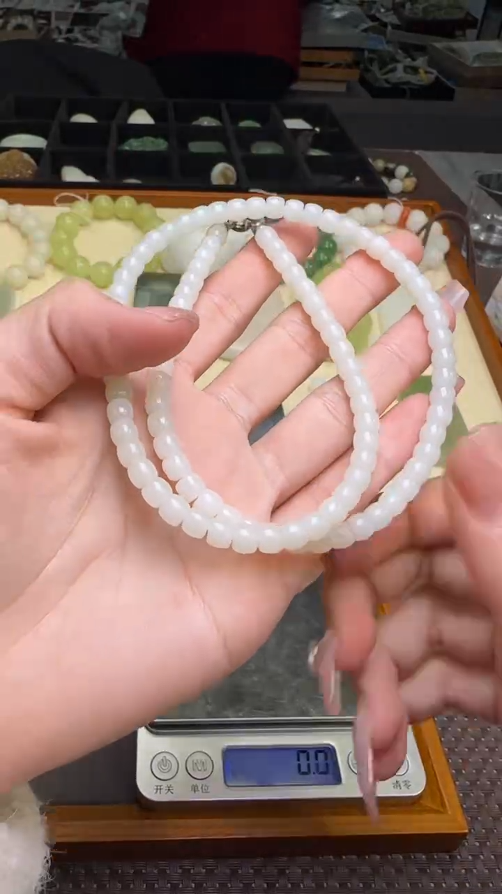 【闪购商品】和田玉珠串未镶嵌珠串