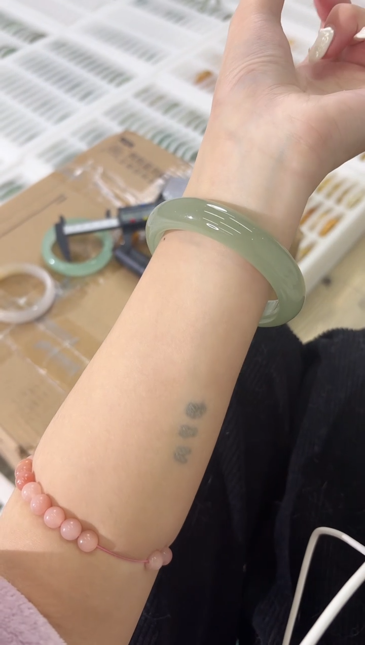 未镶嵌手镯石英质玉209-59D