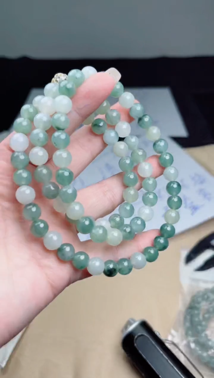 定制翡翠未镶嵌珠串