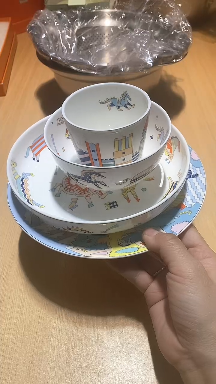 【闪购商品】瓷片锅碗瓢盆一件不剩