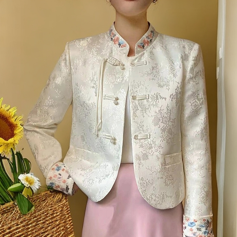 中式中国风今年流行爆款洋气重工刺绣肌理感盘扣早春款马夹