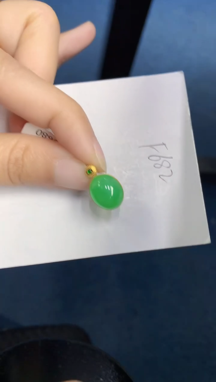 【闪购商品】翡翠颈饰18K金镶嵌000000000