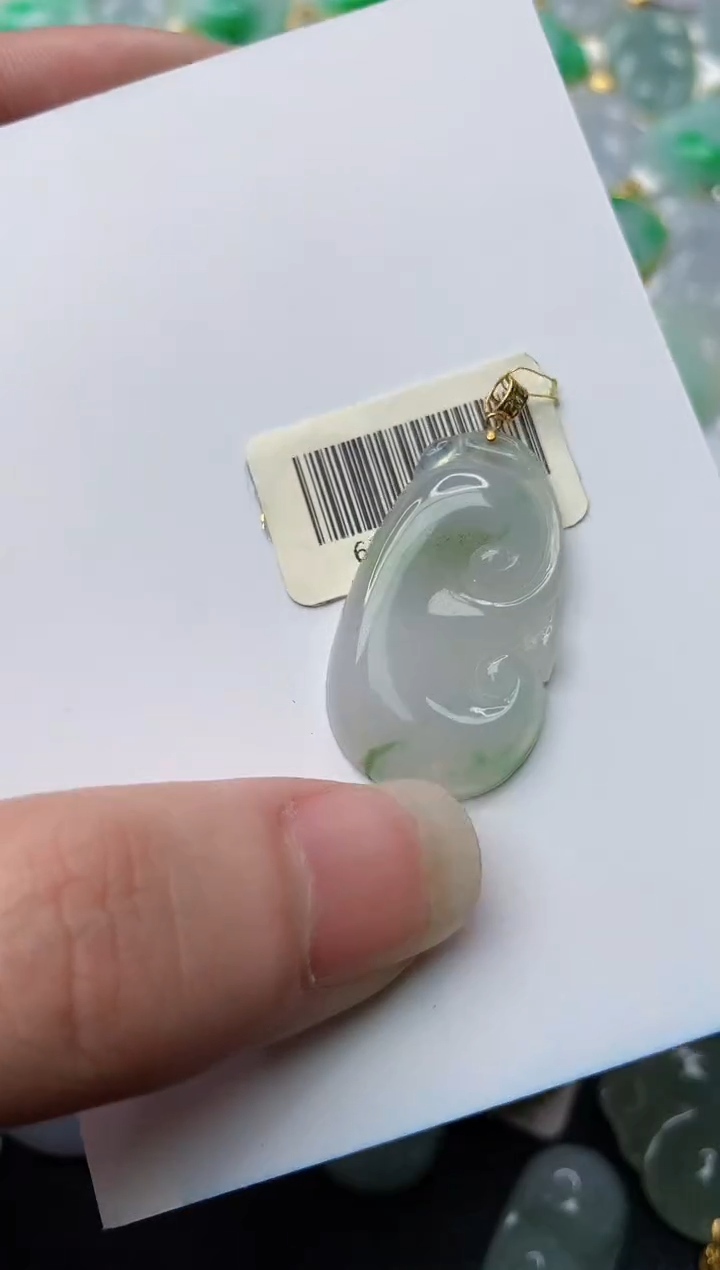 【闪购商品】翡翠颈饰18K金镶嵌49...........