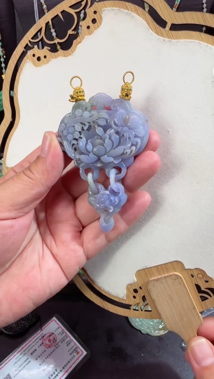 【闪购商品】翡翠颈饰未镶嵌牌子