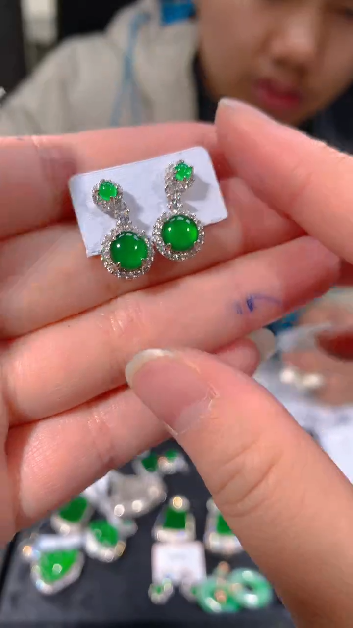 【闪购商品】定制翡翠未镶嵌106多样性发货（发其一）