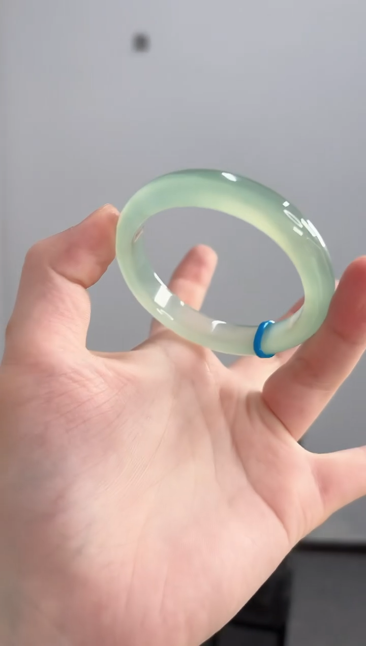 【闪购商品】玛瑙/玉髓手镯未镶嵌54圈