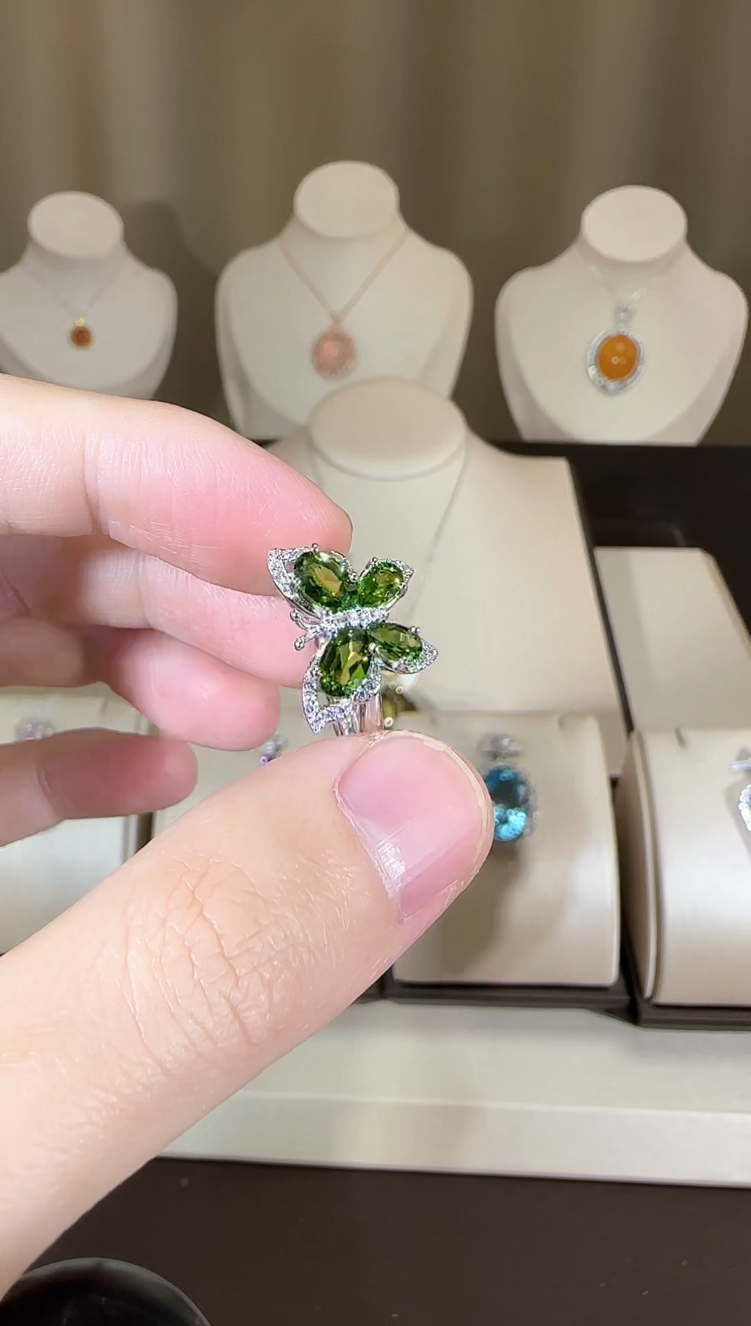 【闪购商品】透辉石戒指银S925镶嵌16mm