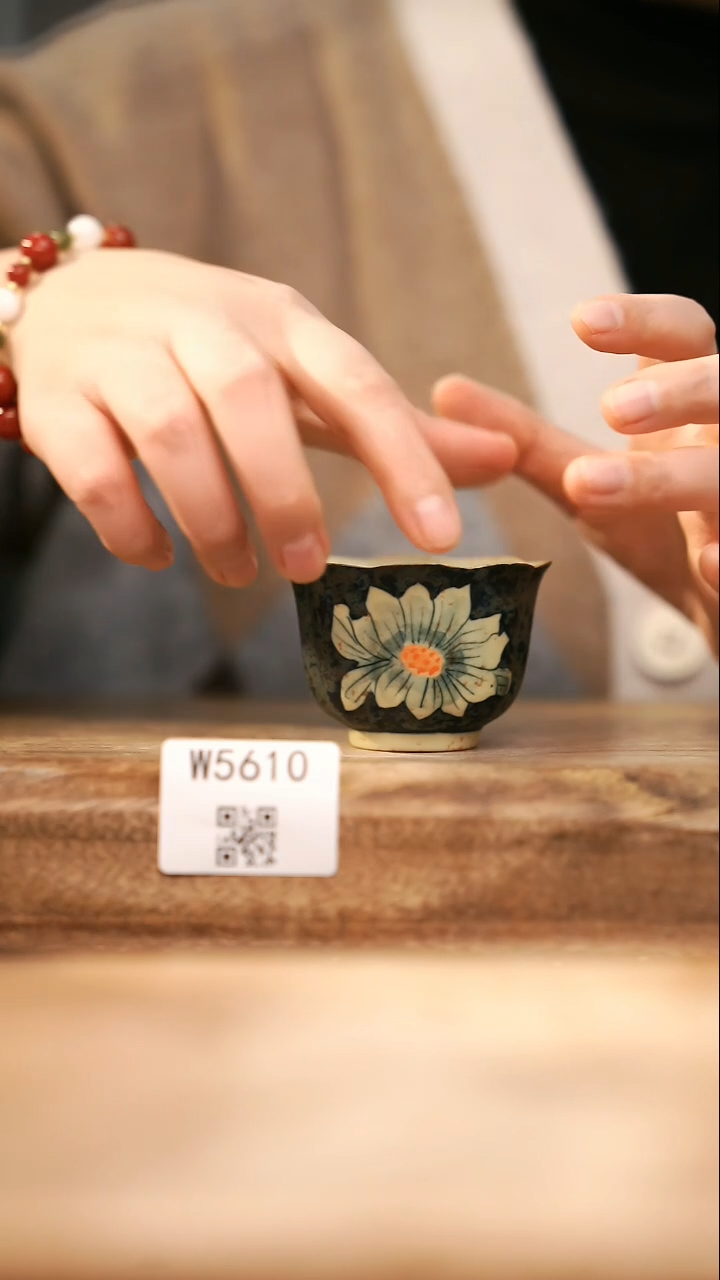 【经典福利】/ 杯子@@W5610