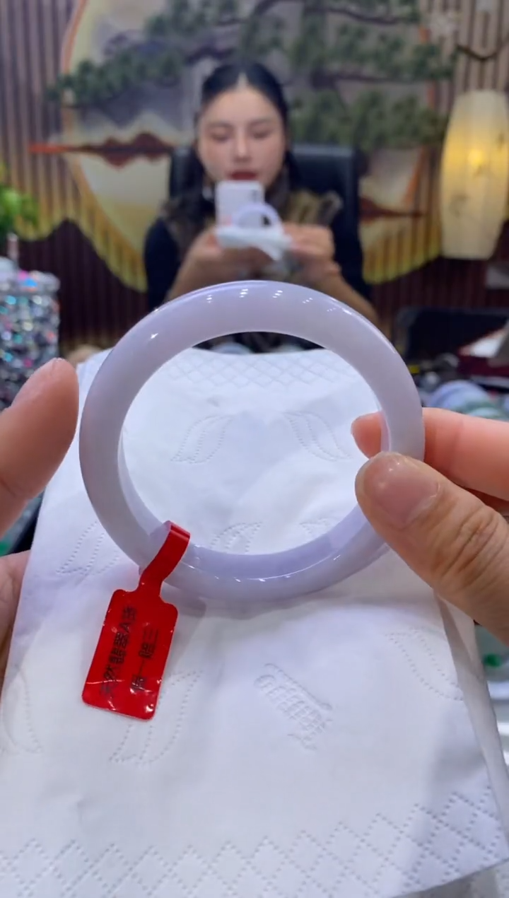 【闪购商品】翡翠手镯未镶嵌多人05241