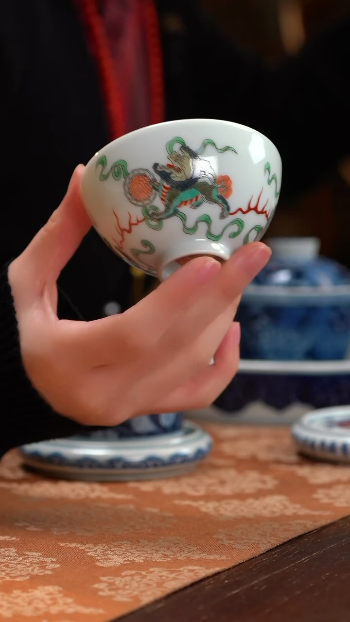 【闪购商品】快雪时晴古彩狮子小杯