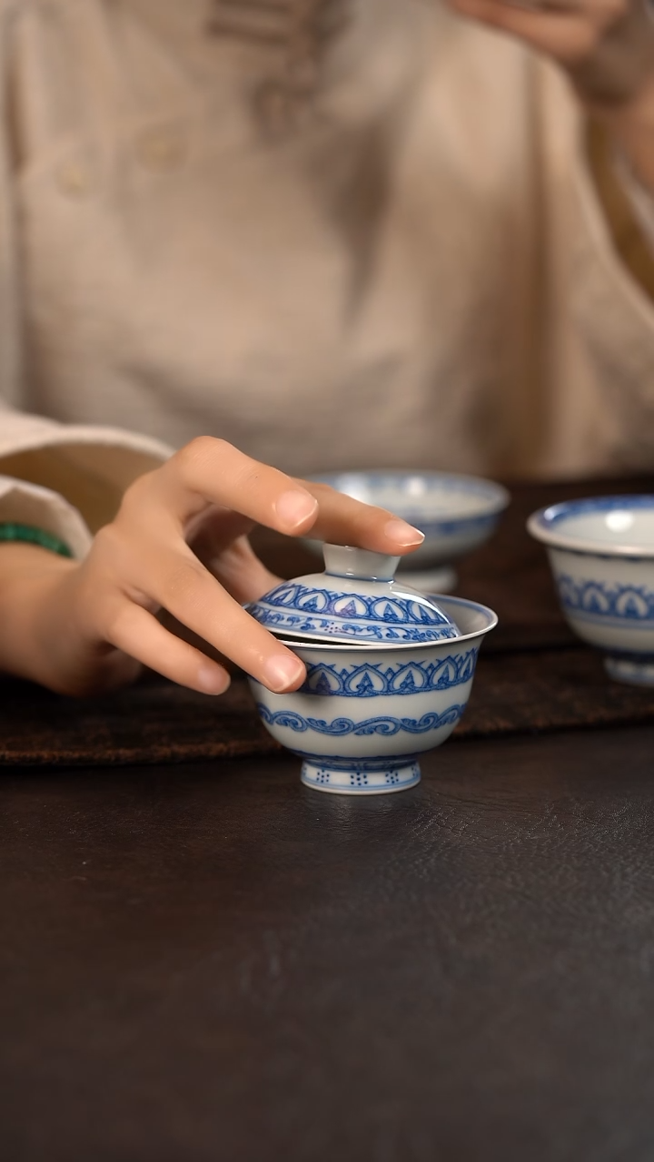 【闪购商品】杯聚澜堂点工宝相小盖碗