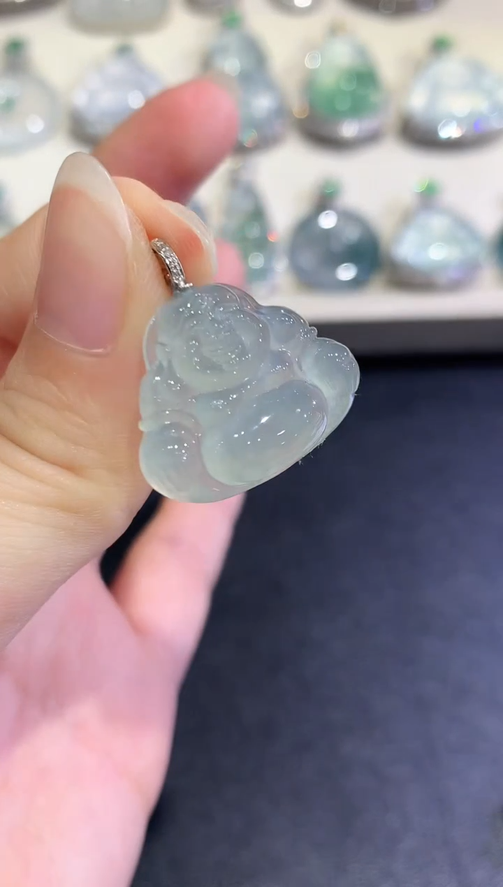 【闪购商品】翡翠颈饰18K金镶嵌B111  