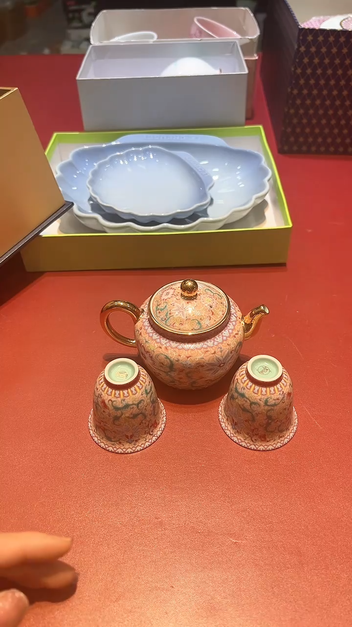 【闪购商品】瓷片锅碗瓢盆一件不剩