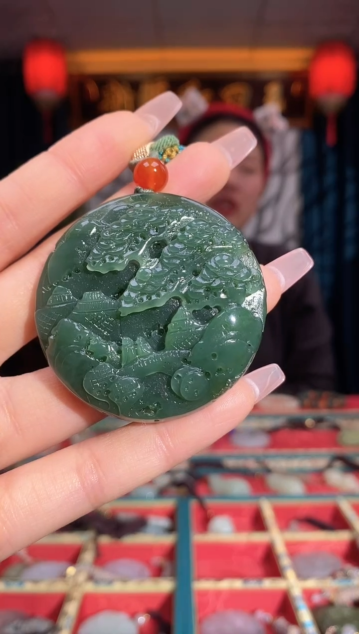 【闪购商品】和田玉颈饰未镶嵌山水