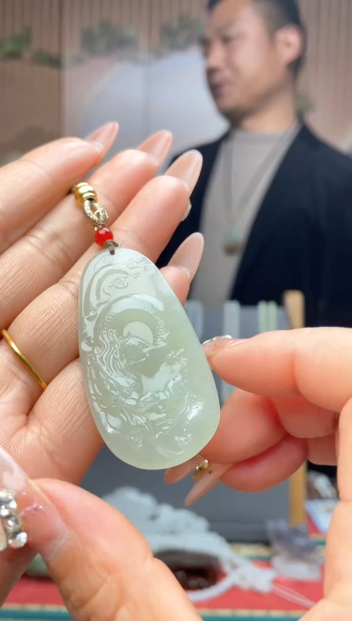 【闪购商品】和田玉颈饰未镶嵌一