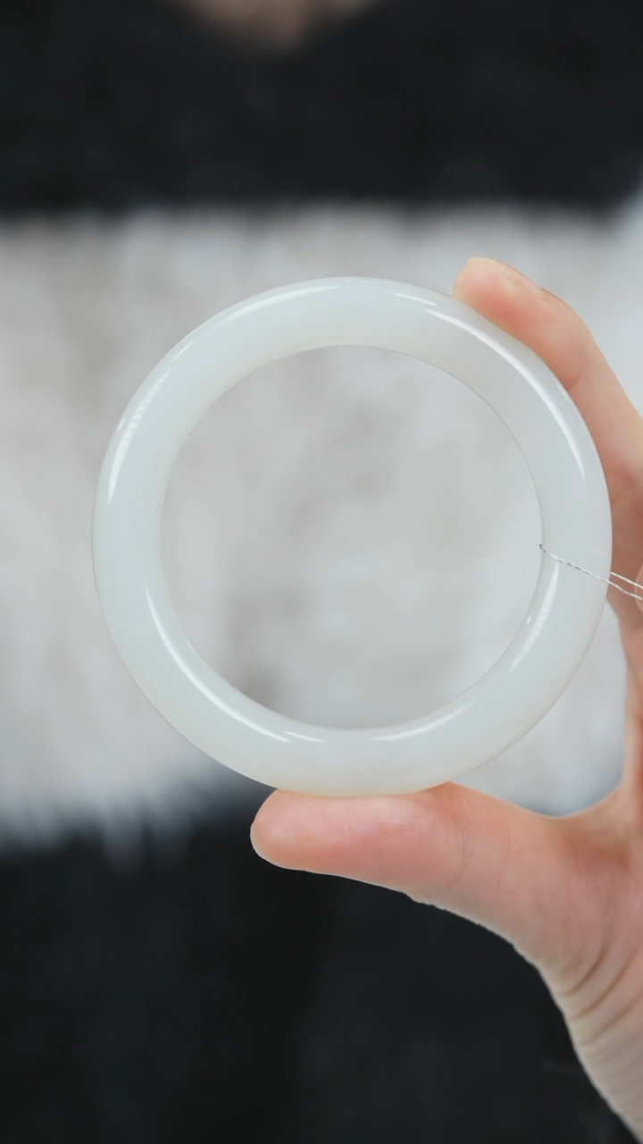 未镶嵌手镯和田玉圆条L0816