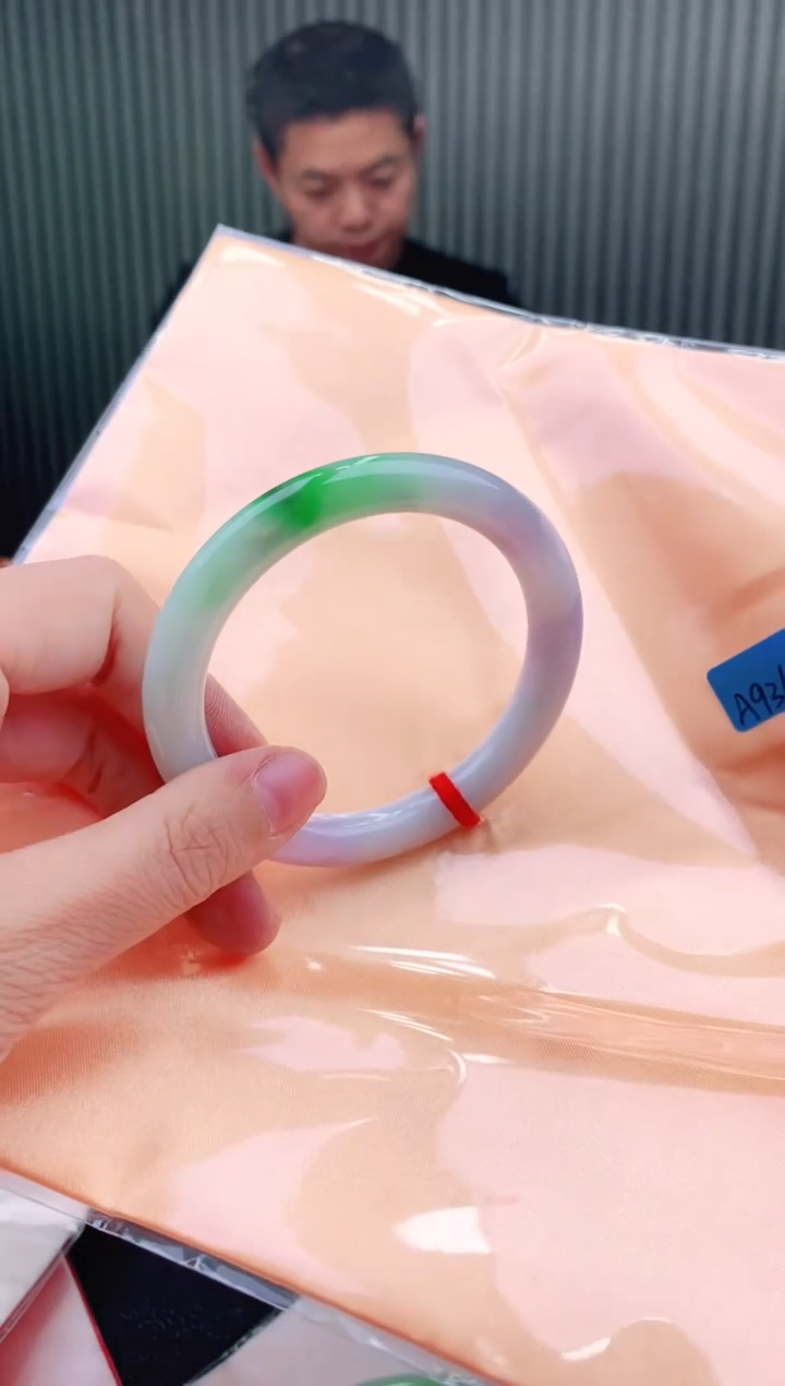 未镶嵌手镯翡翠57