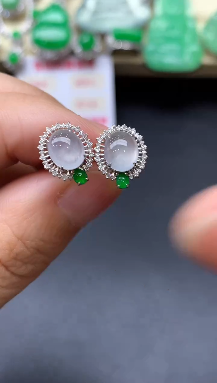 颈饰18K金镶嵌翡翠460-中国好珍宝