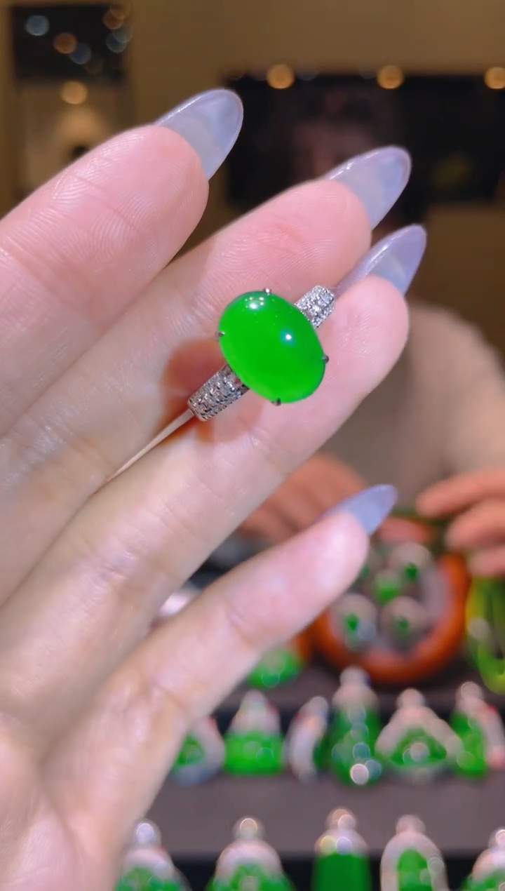 【闪购商品】翡翠18K金镶嵌吊坠(不含链)A24