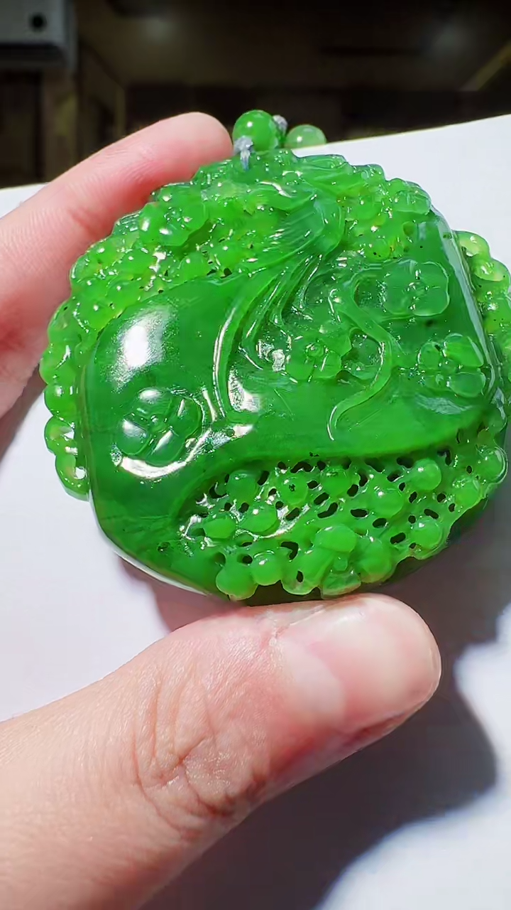 定制和田玉玉润名家天然和田玉（拍一发一）
