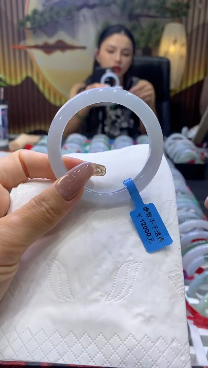 翡翠手镯未镶嵌00000548