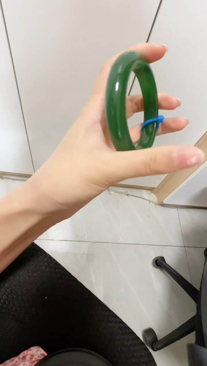 【闪购商品】石英质玉手镯未镶嵌022-57