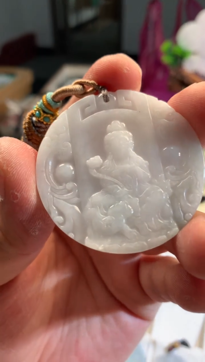 【闪购商品】翡翠颈饰未镶嵌02/18/124