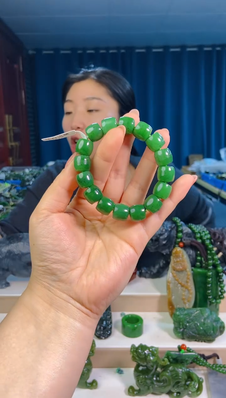 和田玉未镶嵌挂件1