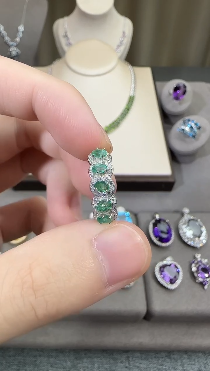 银S925镶嵌戒指祖母绿3*5mm排戒款