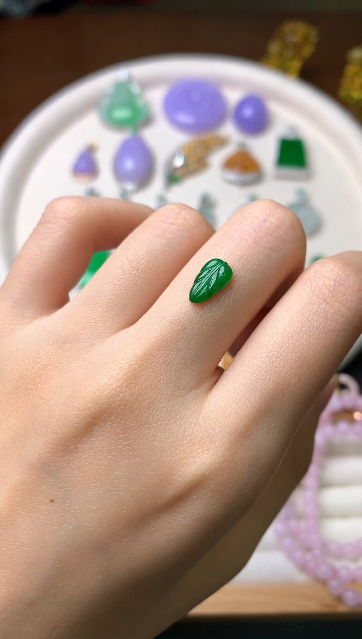 【闪购商品】定制翡翠未镶嵌裸石（镶嵌定制）