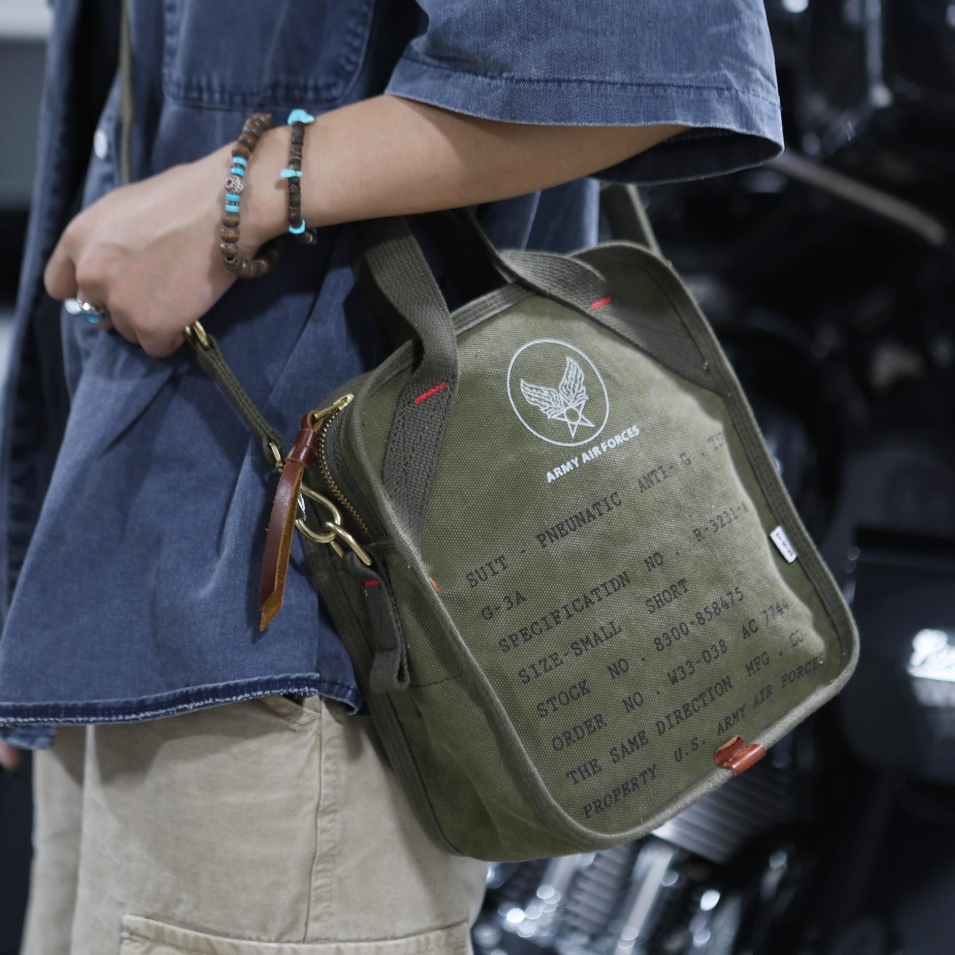 方向皮具新款手工皮具经典美军G-3A飞行员斜挎包单肩包帆布包8851