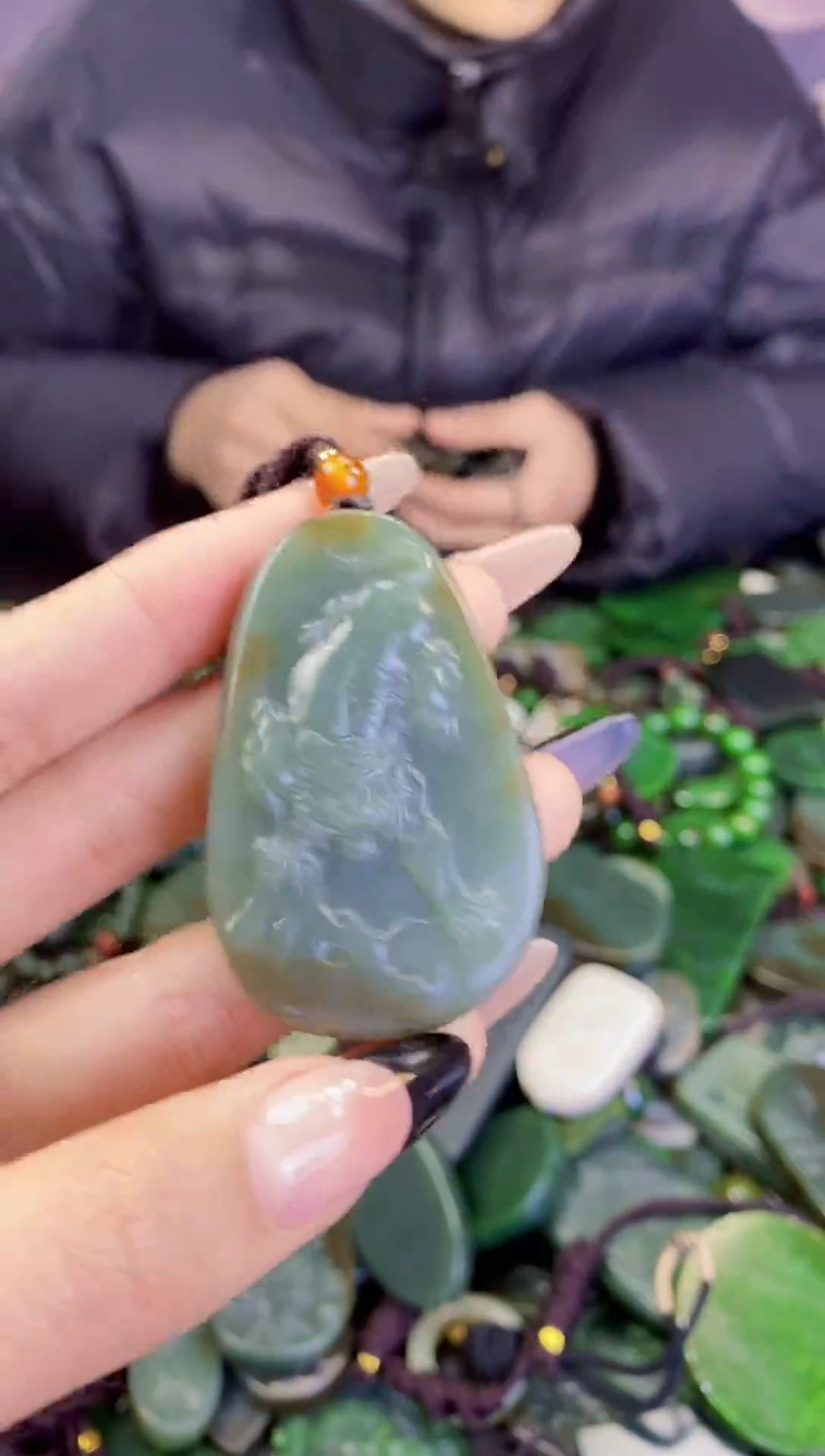 颈饰未镶嵌和田玉1